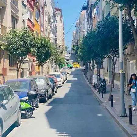 Apartman Pangalti Da Jakuzili Lux Daire *
