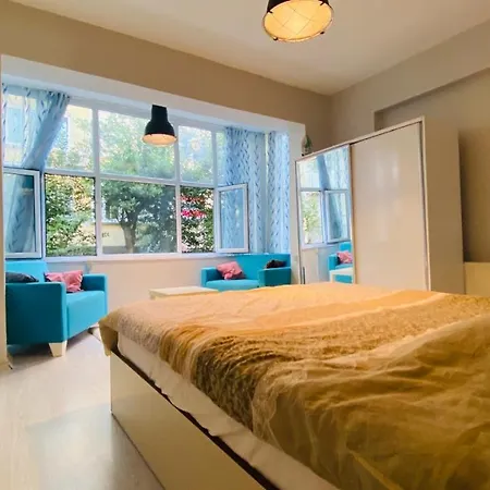 Apartman Pangalti Da Jakuzili Lux Daire *