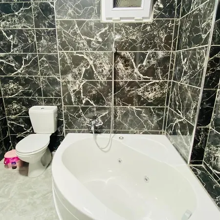 Pangalti Da Jakuzili Lux Daire Isztambul